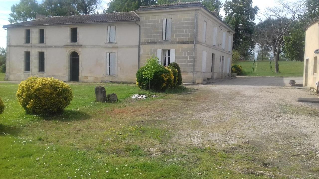 Gite lieu dit Gautier Civrac-de-Blaye Extérieur photo